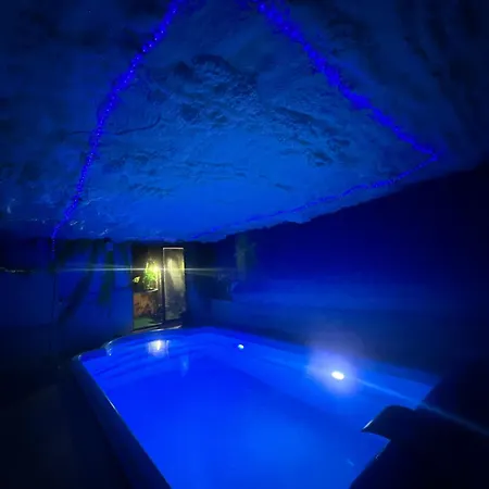 Solny Z Jacuzzi * Rzeszów