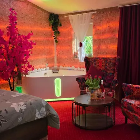Solny Z Jacuzzi Appartement
